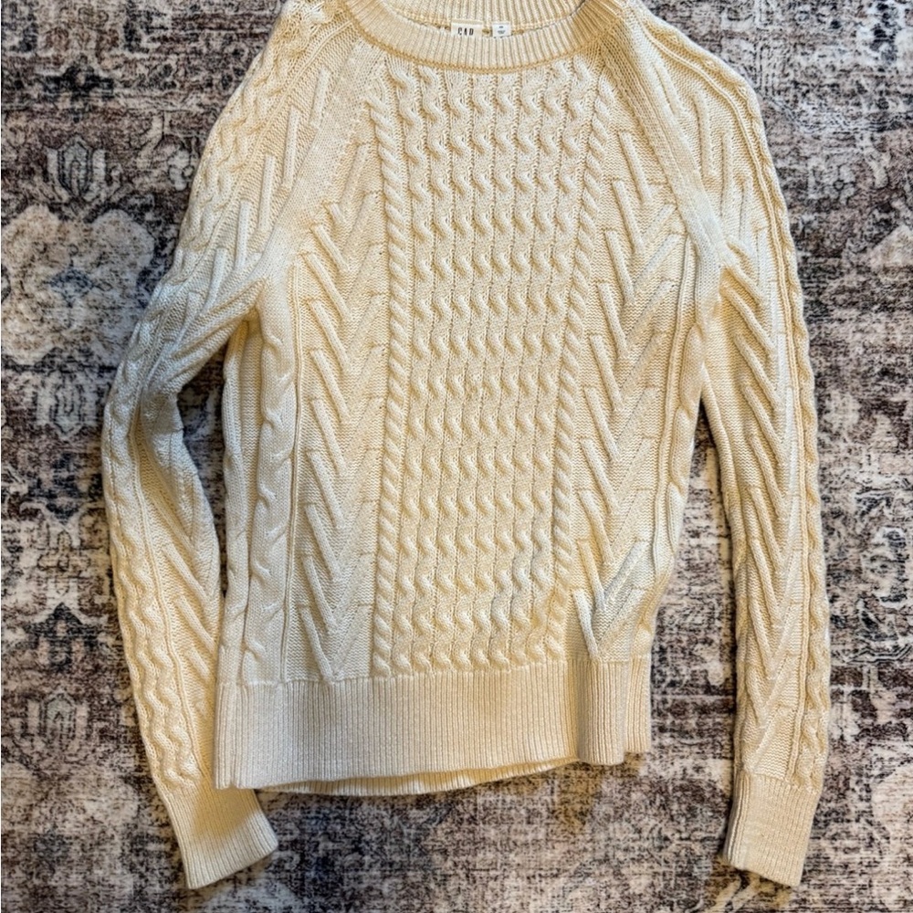 GAP Cream Cable Knit Sweater